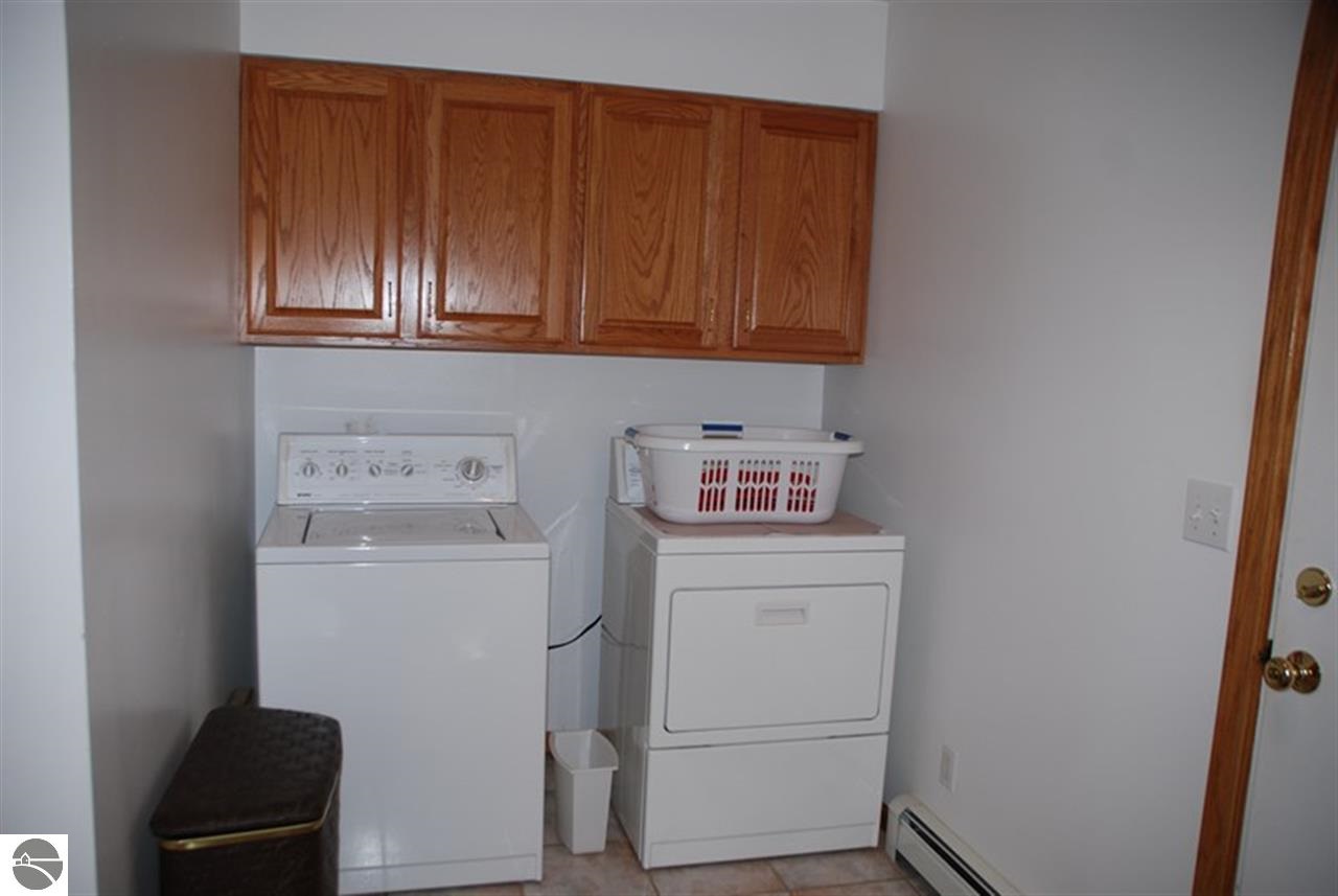 1965 Nichols Road Beulah, MI 49617 - Photo 19 of 21 1775239-18.JPG