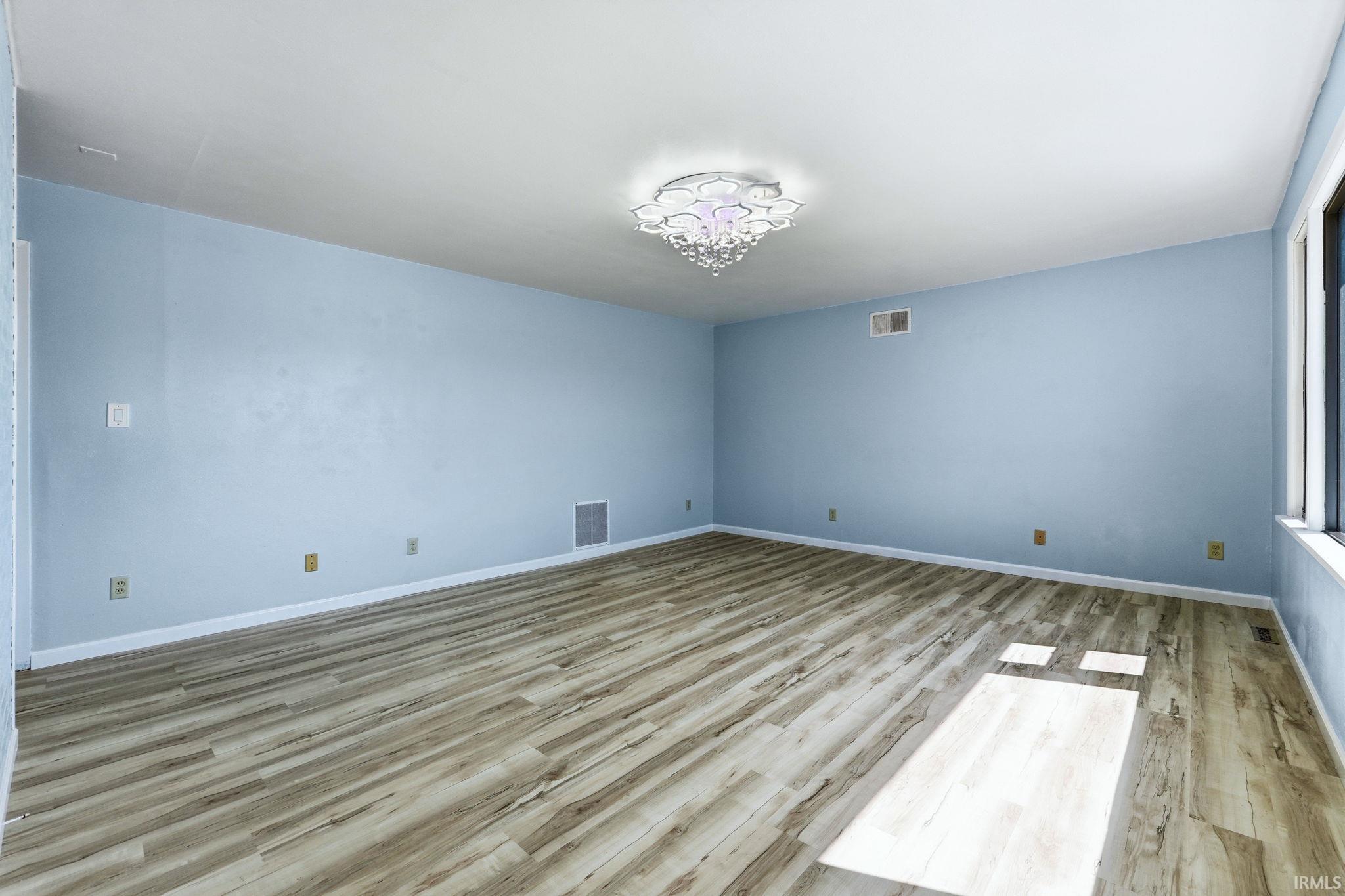 3007 East Tillman Road Fort Wayne, IN 46816 - Photo 6 of 23 Gallery Image 6