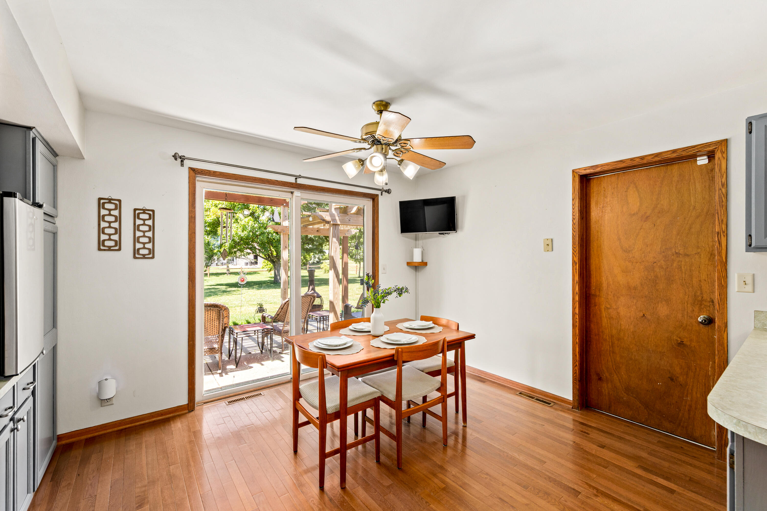 25326 West Loomis Road Norway, WI 53185 - Photo 17 of 41 25326 W Loomis Rd-17