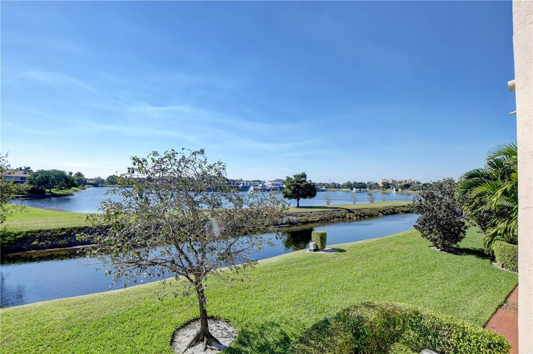 6638 Villa Sonrisa Drive, Unit 620 Boca Raton, FL 33433 - Photo 33 of 42 Photo 33