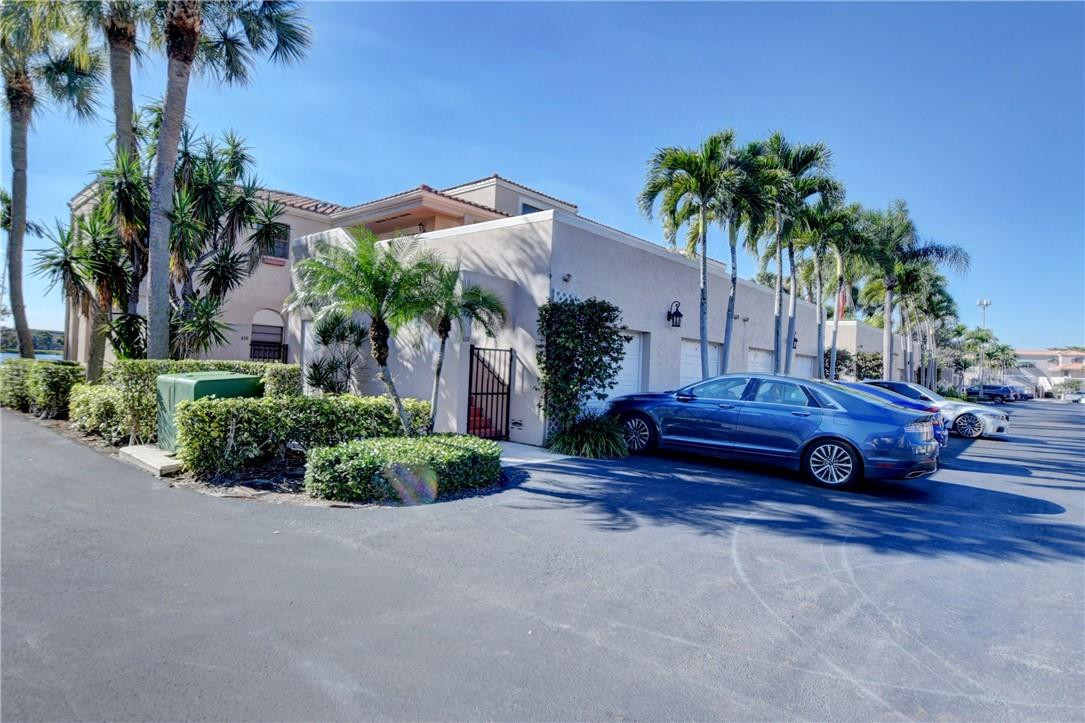 6638 Villa Sonrisa Drive, Unit 620 Boca Raton, FL 33433 - Photo 4 of 42 Photo 4