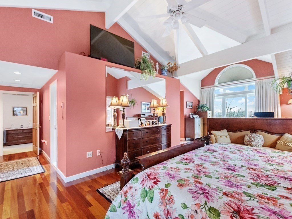 106 Westgate Road Waltham, MA 02453 - Photo 23 of 40