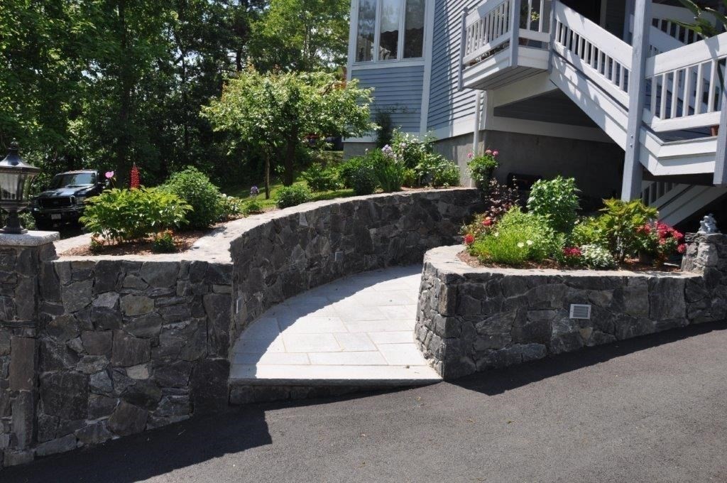 106 Westgate Road Waltham, MA 02453 - Photo 31 of 40