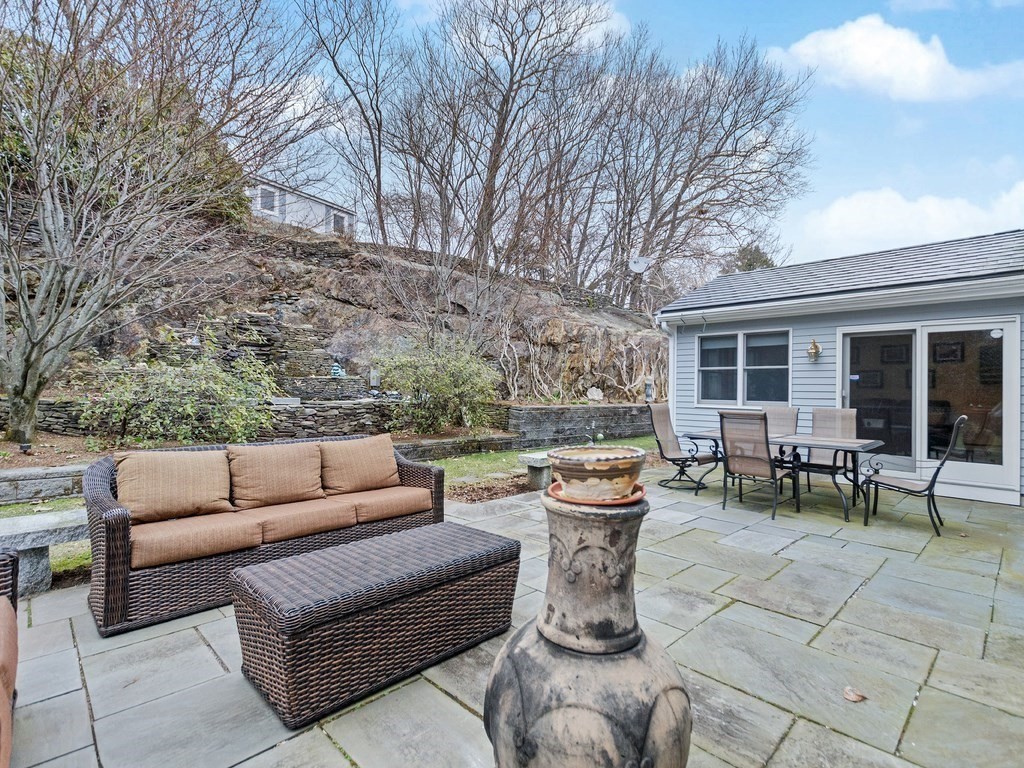 106 Westgate Road Waltham, MA 02453 - Photo 36 of 40