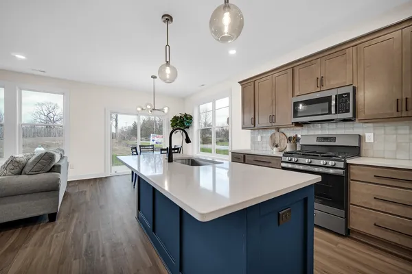$359,900 | 1900 Park Street, La Porte, IN 46350