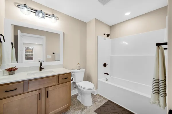 $359,900 | 1900 Park Street, La Porte, IN 46350