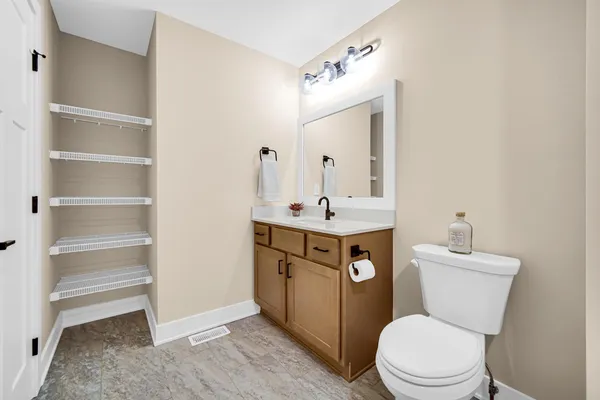 $359,900 | 1900 Park Street, La Porte, IN 46350