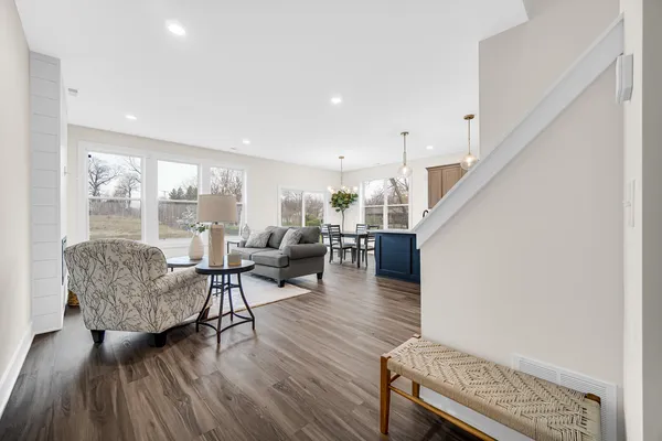 $359,900 | 1900 Park Street, La Porte, IN 46350