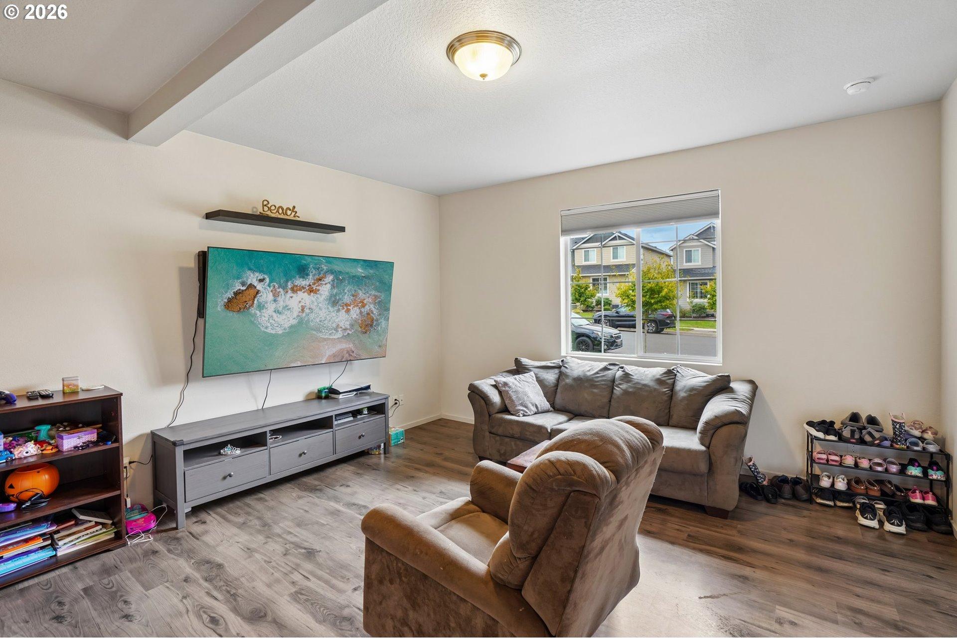 2349 Southeast 16th Street Gresham, OR 97080 - Photo 7 of 19 Gallery Image 7