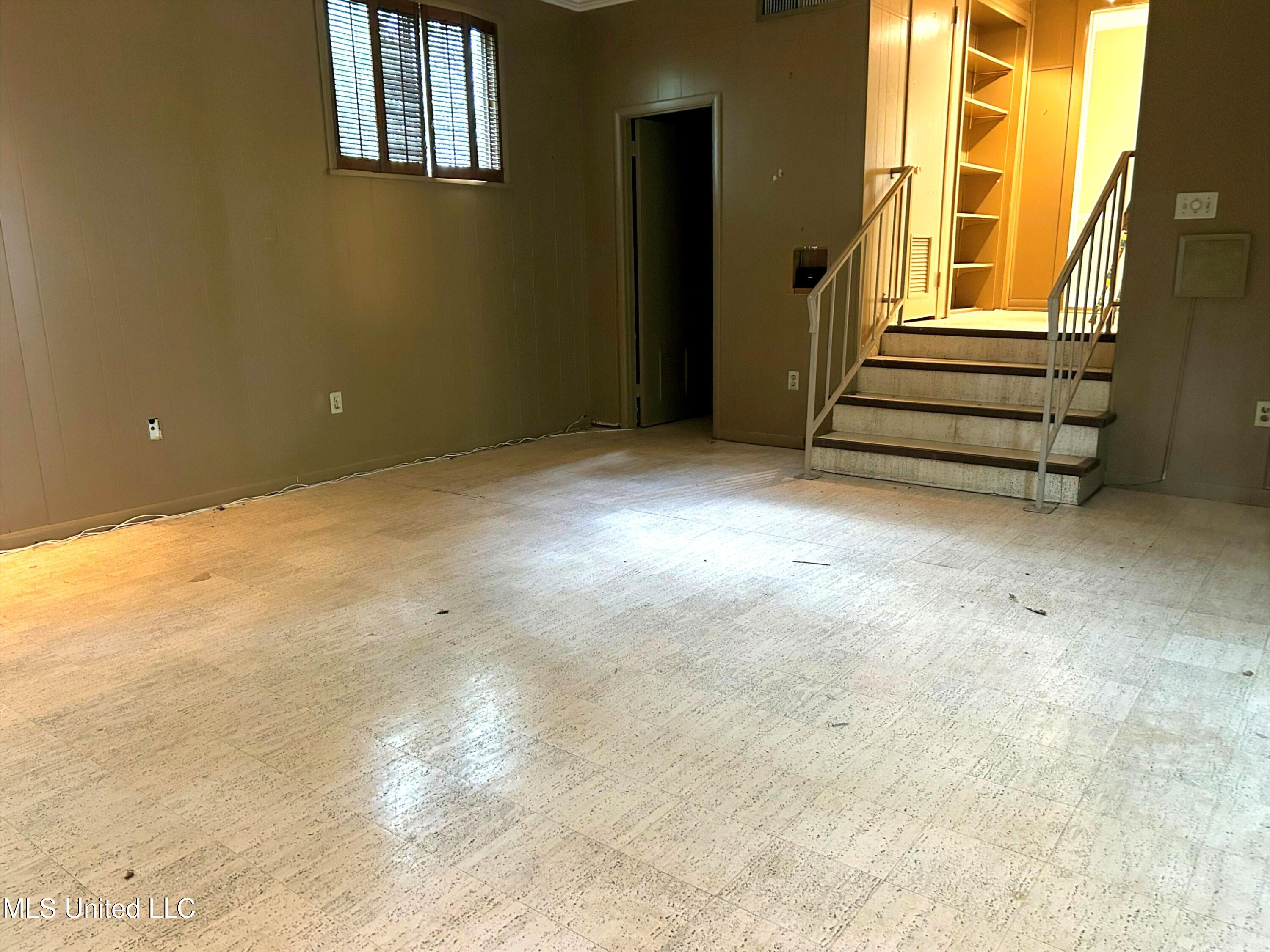 1048 Meadow Heights Drive Jackson, MS 39206 - Photo 19 of 23 IMG_1530
