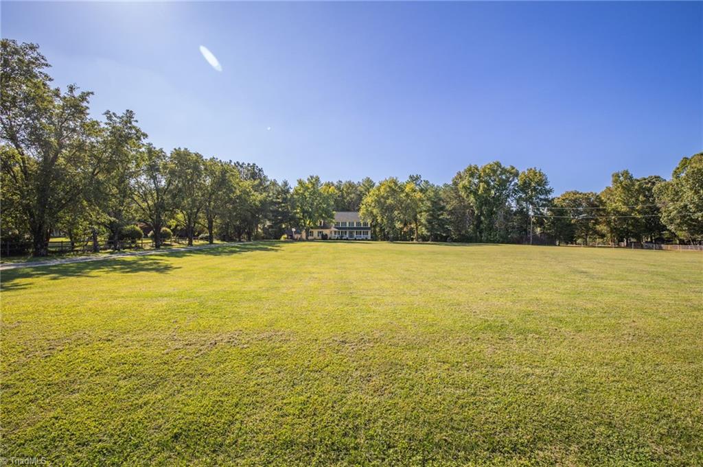 7527 Dubach Road Summerfield, NC 27358 - Photo 3 of 50