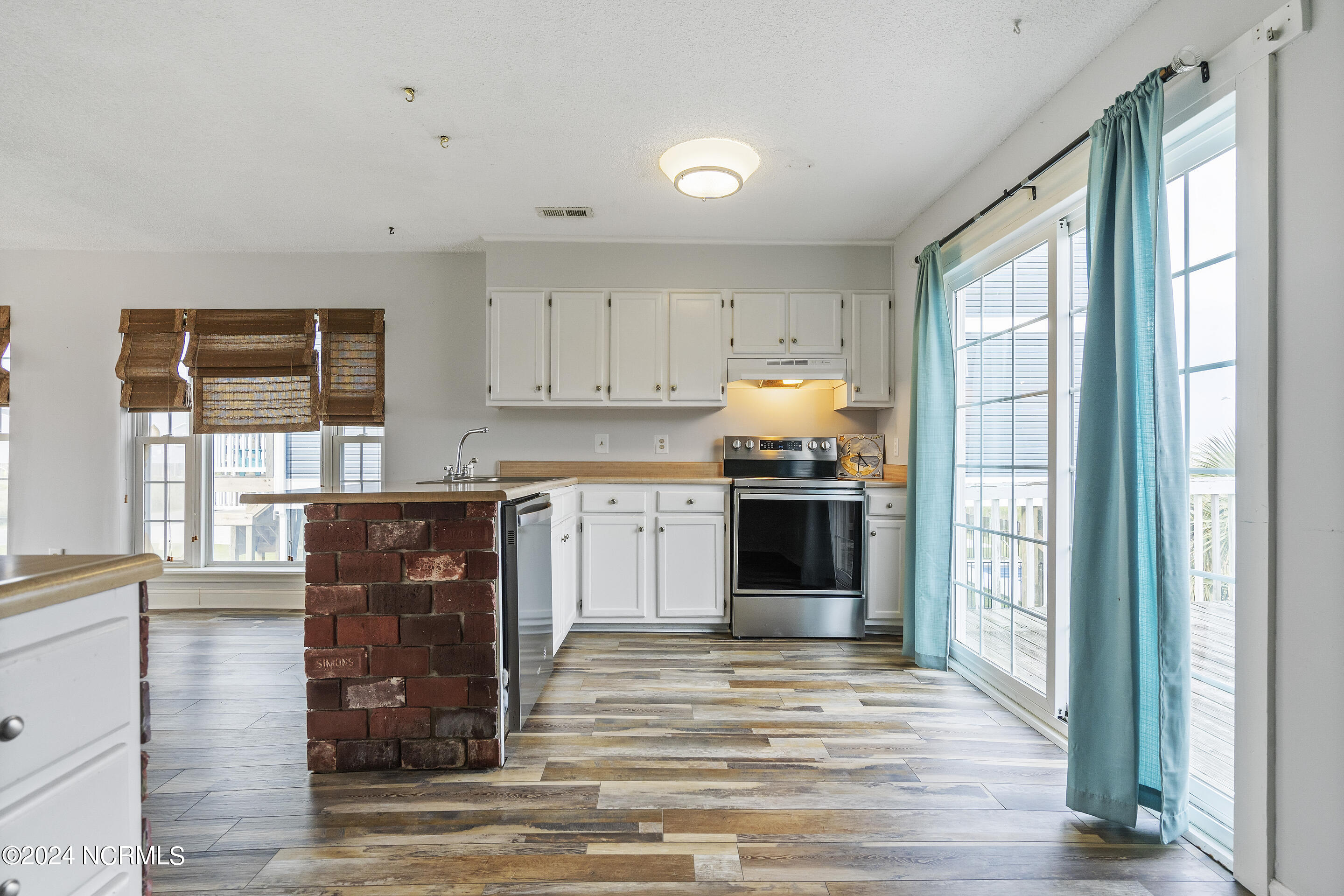 1965 New River Inlet Road North Topsail Beach, NC 28460 - Photo 16 of 57 mls-DSC03903