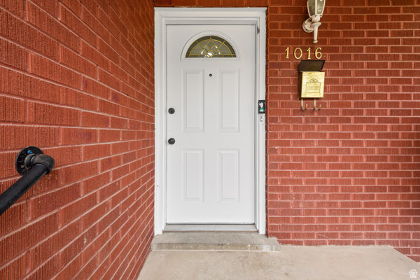 1016 South 400 West Bountiful, UT 84010 - Photo 4 of 43