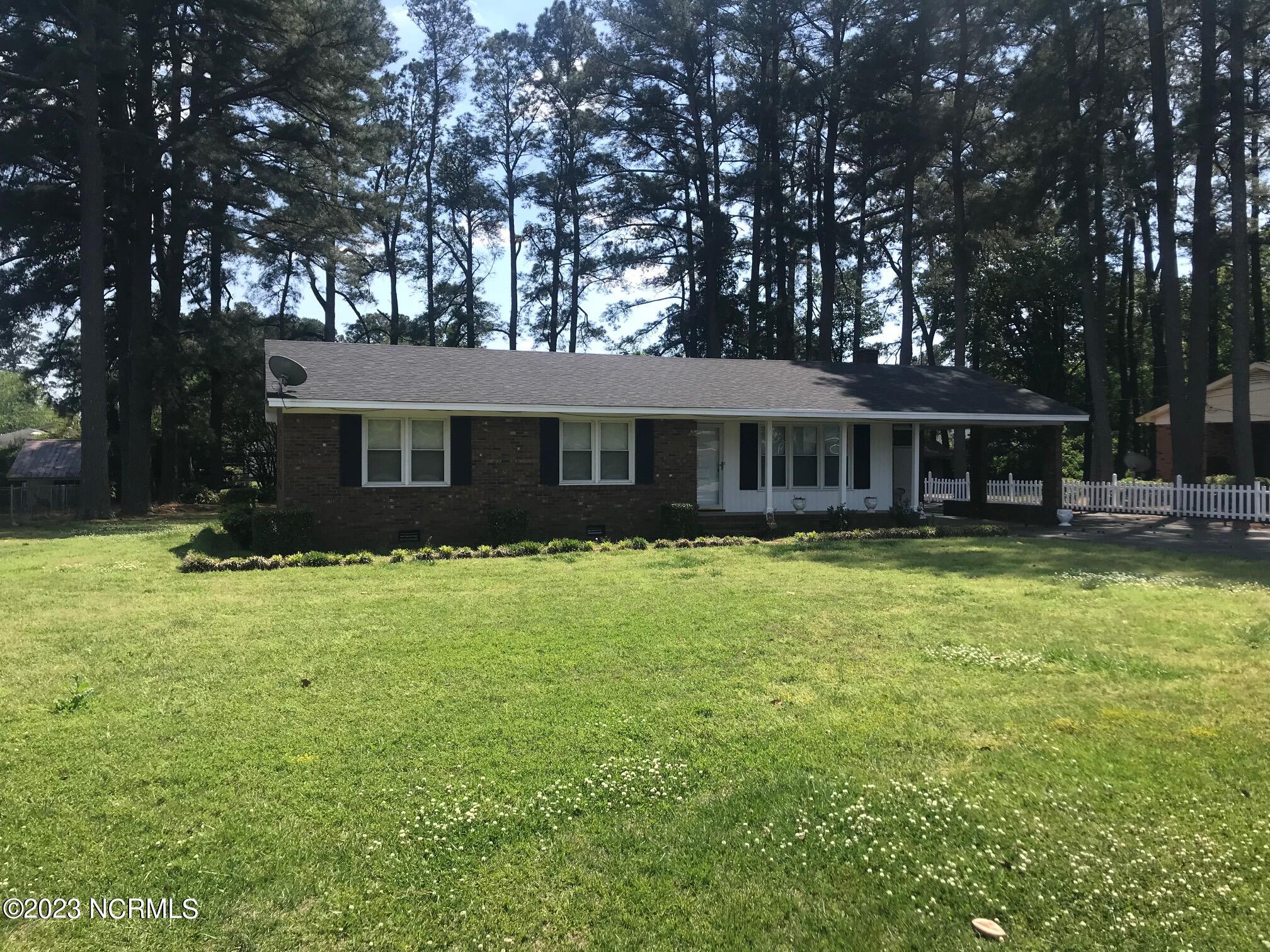 3487 Dobbs Farm Road Kinston, NC 28504 - Photo 2 of 25 IMG_5297