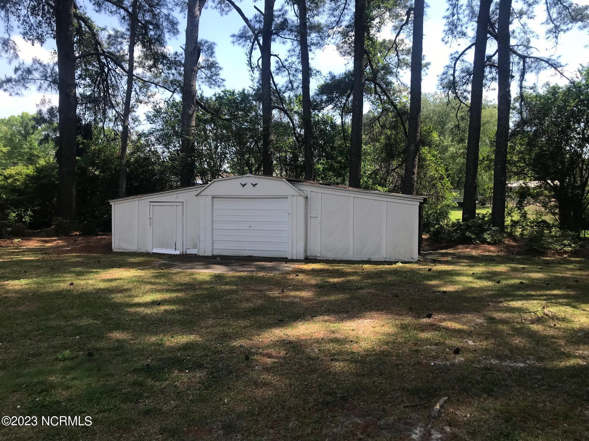 3487 Dobbs Farm Road Kinston, NC 28504 - Photo 6 of 25 IMG_5300