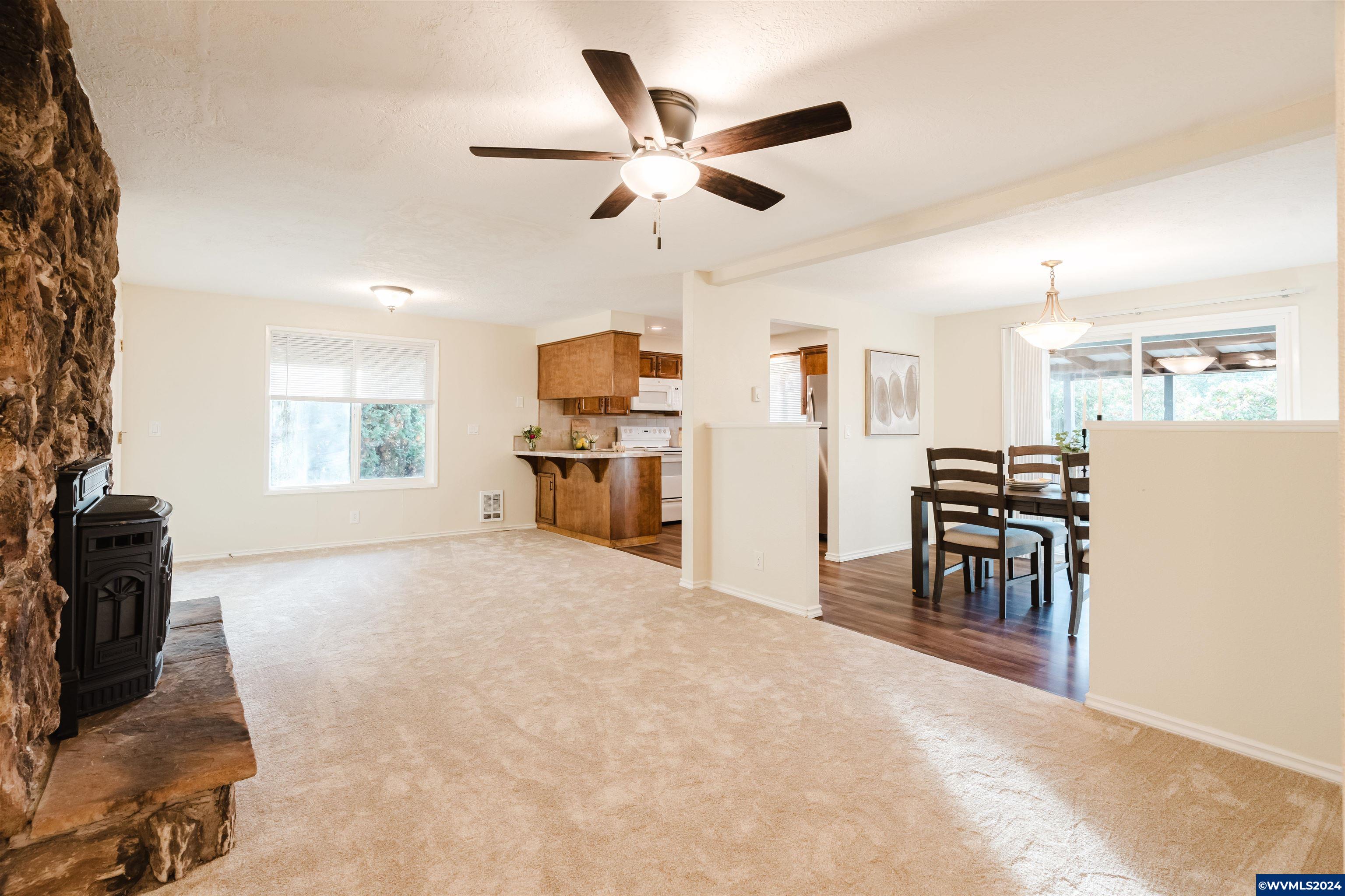 1395 Western Way Salem, OR 97304 - Photo 7 of 37