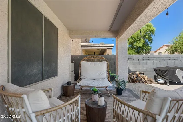 $599,999 | 43502 West Blazen Trail, Maricopa, AZ 85138