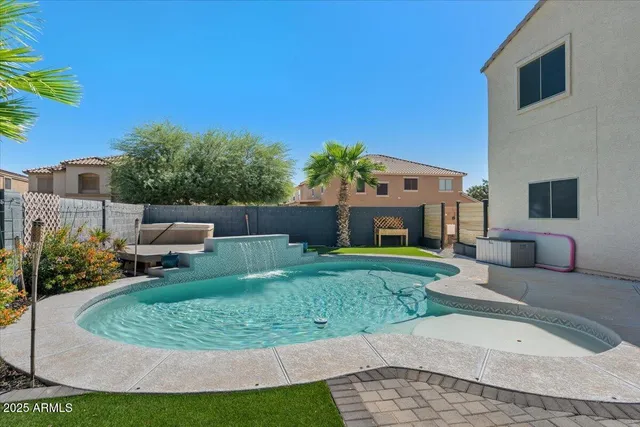 $599,999 | 43502 West Blazen Trail, Maricopa, AZ 85138