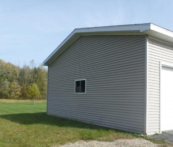 35910 72nd Avenue Decatur, MI 49045 - Photo 3 of 18 3