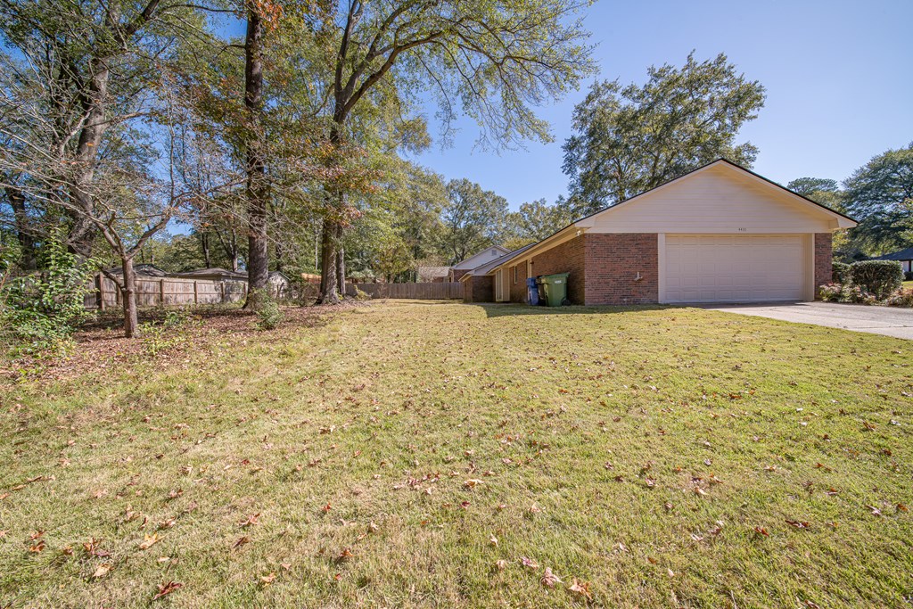 4401 Conisburgh Way Columbus, GA 31907 - Photo 4 of 39 Gallery Image 4