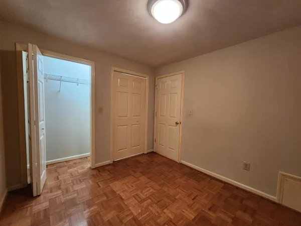 $255,000 | 3363 Londonderry Lane, Roanoke, VA 24018