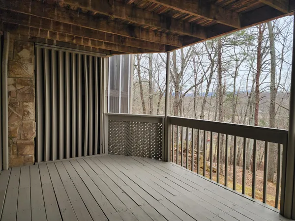 $255,000 | 3363 Londonderry Lane, Roanoke, VA 24018