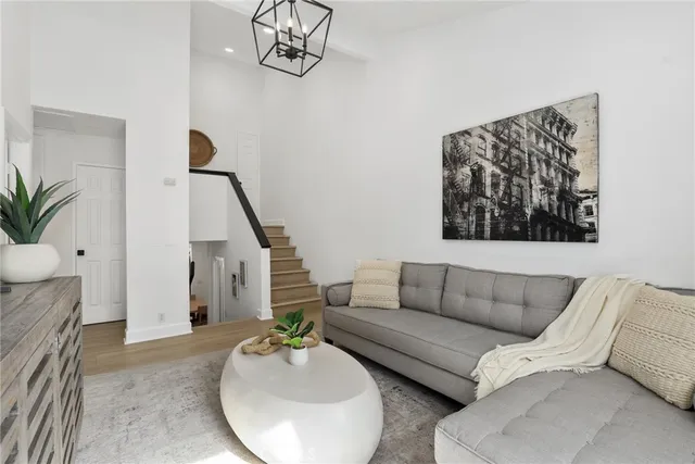 $695,000 | 21500 Califa Street, Unit 184, Woodland Hills, CA 91367