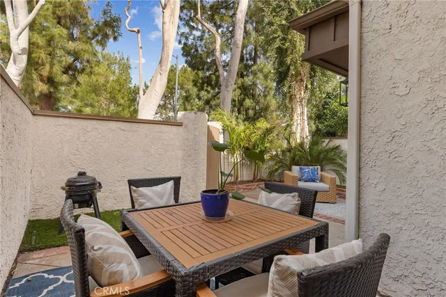 $695,000 | 21500 Califa Street, Unit 184, Woodland Hills, CA 91367