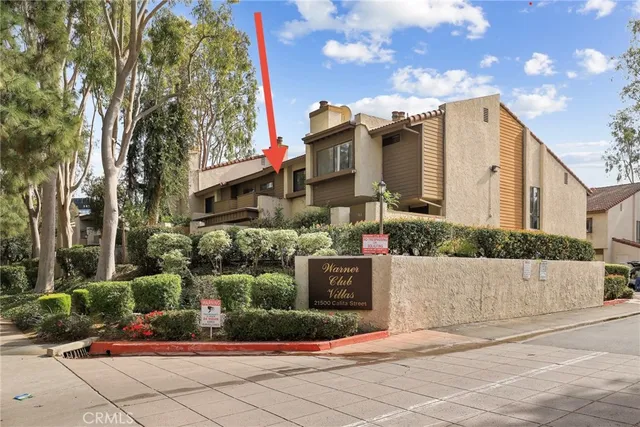 $695,000 | 21500 Califa Street, Unit 184, Woodland Hills, CA 91367