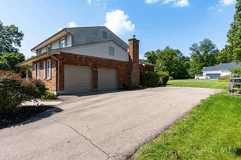 10633 Weil Road Montgomery, OH 45249 - Photo 6 of 46 Gallery Image 6