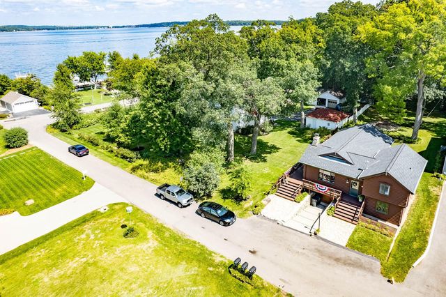 $810,000 | Undisclosed Address, Lake Geneva, WI 53147