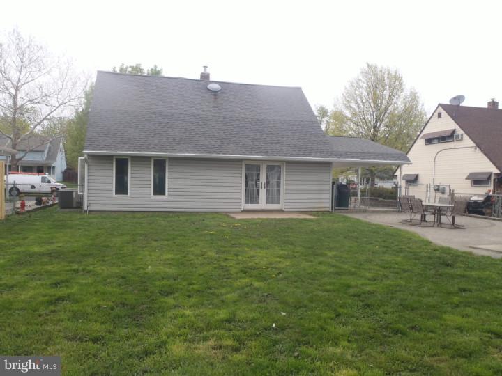52 Iroquois Road Levittown, PA 19057 - Photo 23 of 25 Exterior Back