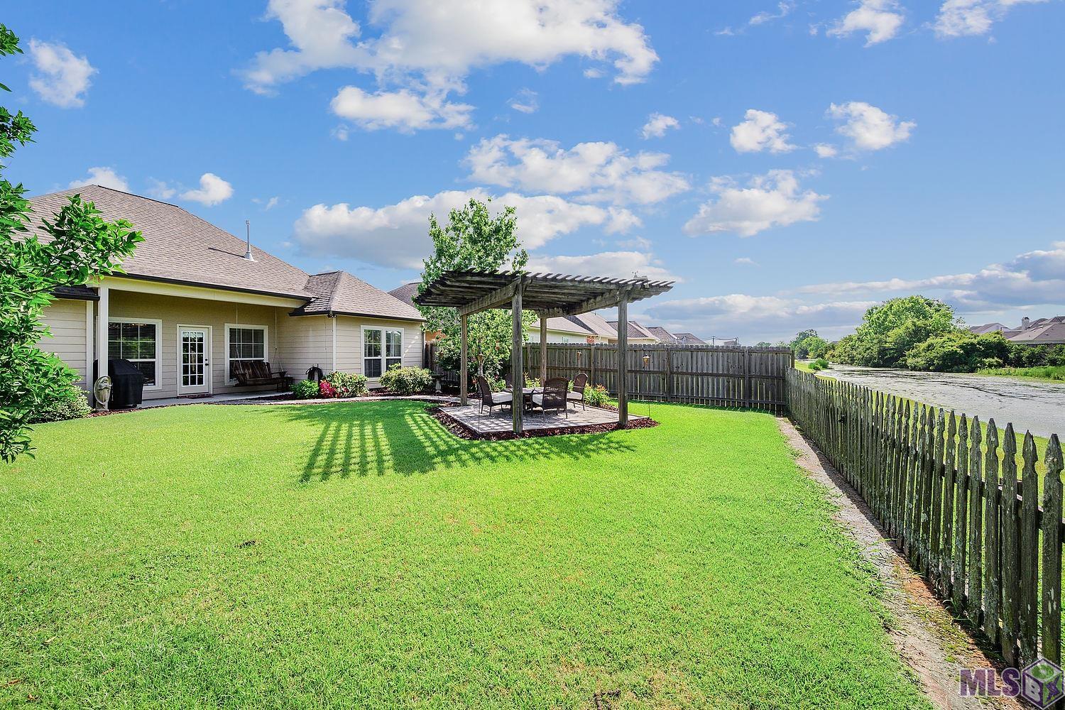 10438 Springtree Avenue Baton Rouge, LA 70810 - Photo 14 of 22 Gallery Image 14