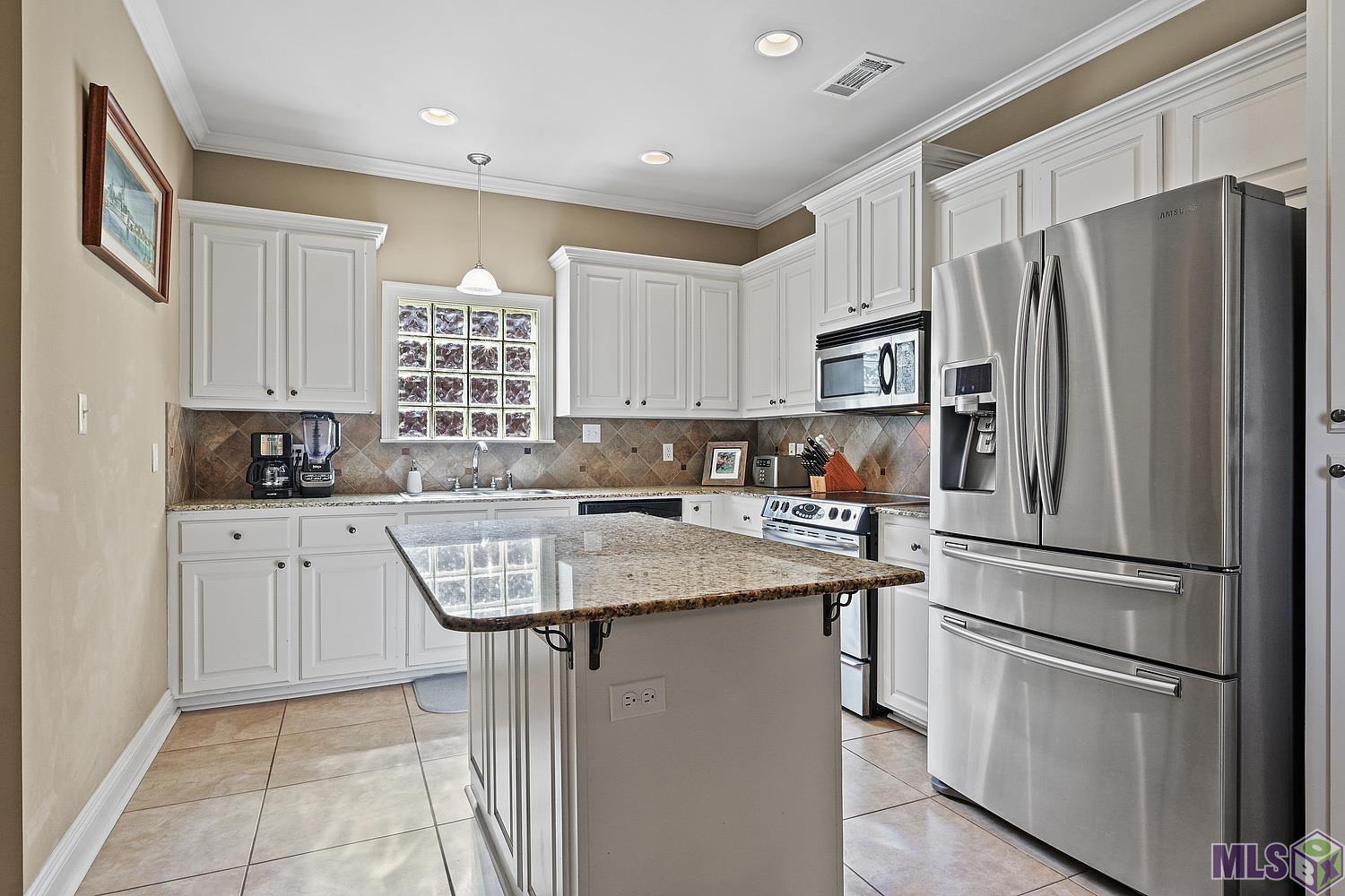 10438 Springtree Avenue Baton Rouge, LA 70810 - Photo 5 of 22 Gallery Image 5