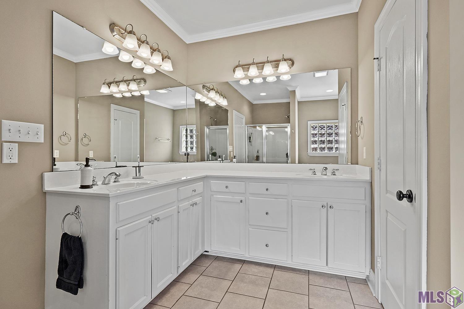 10438 Springtree Avenue Baton Rouge, LA 70810 - Photo 7 of 22 Gallery Image 7