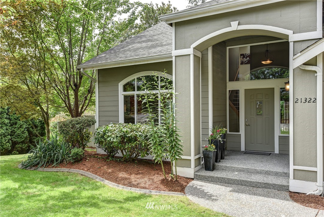 21322 Damson Road Bothell, WA 98021 - Photo 2 of 20