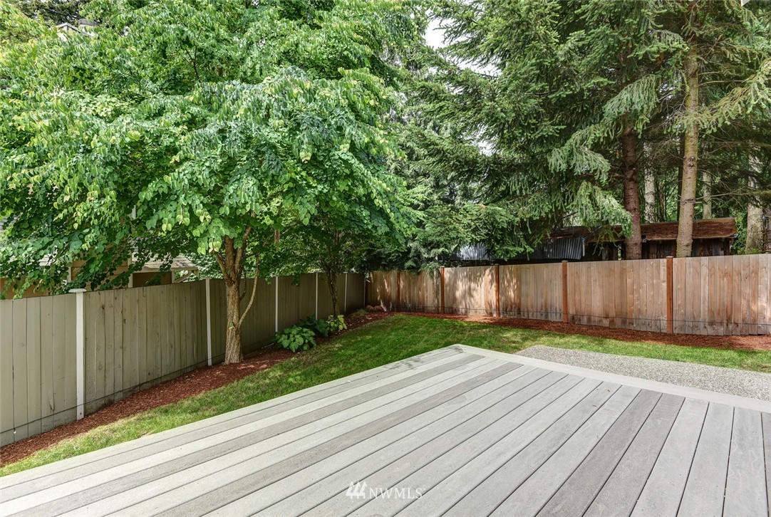 21322 Damson Road Bothell, WA 98021 - Photo 17 of 20