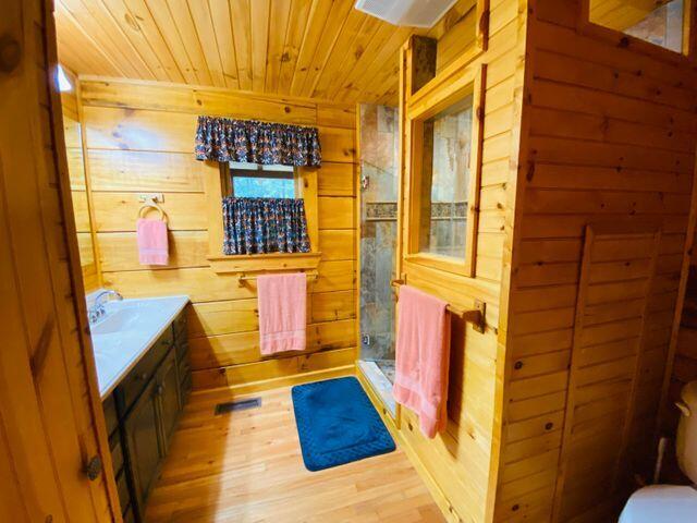150 Chester Kelley Road Tellico Plains, TN 37385 - Photo 25 of 39 26