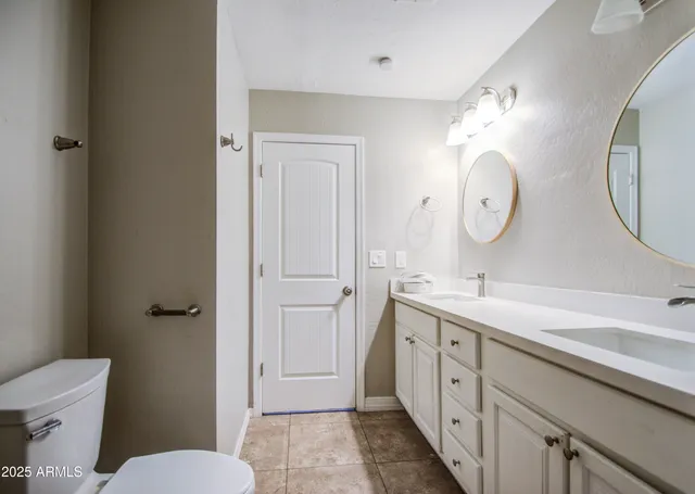 $475,000 | 3824 West Shangri-la Road, Phoenix, AZ 85029