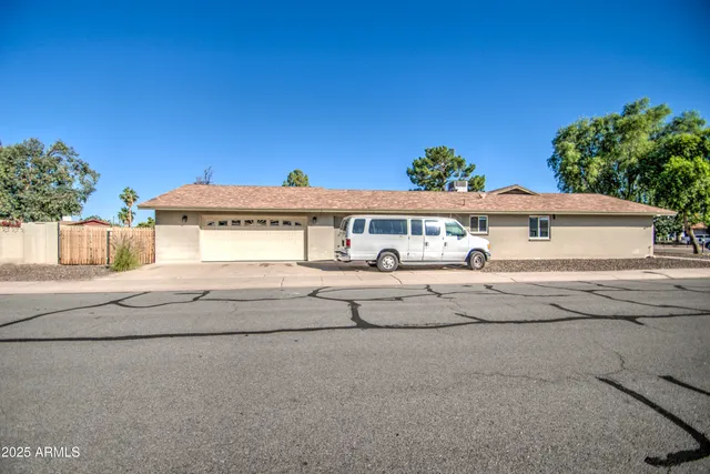 $475,000 | 3824 West Shangri-la Road, Phoenix, AZ 85029