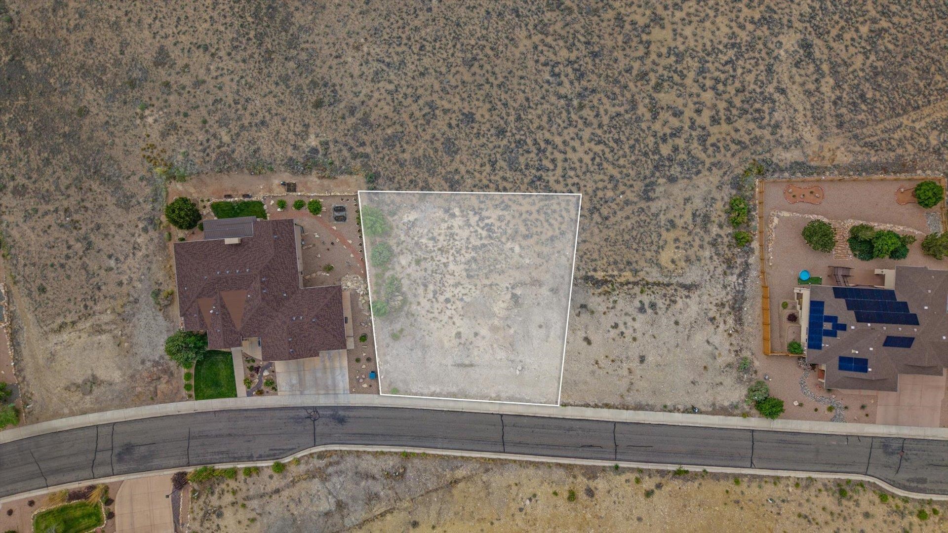 195 River Ridge Drive Grand Junction, CO 81503 - Photo 2 of 5 view of a mirror