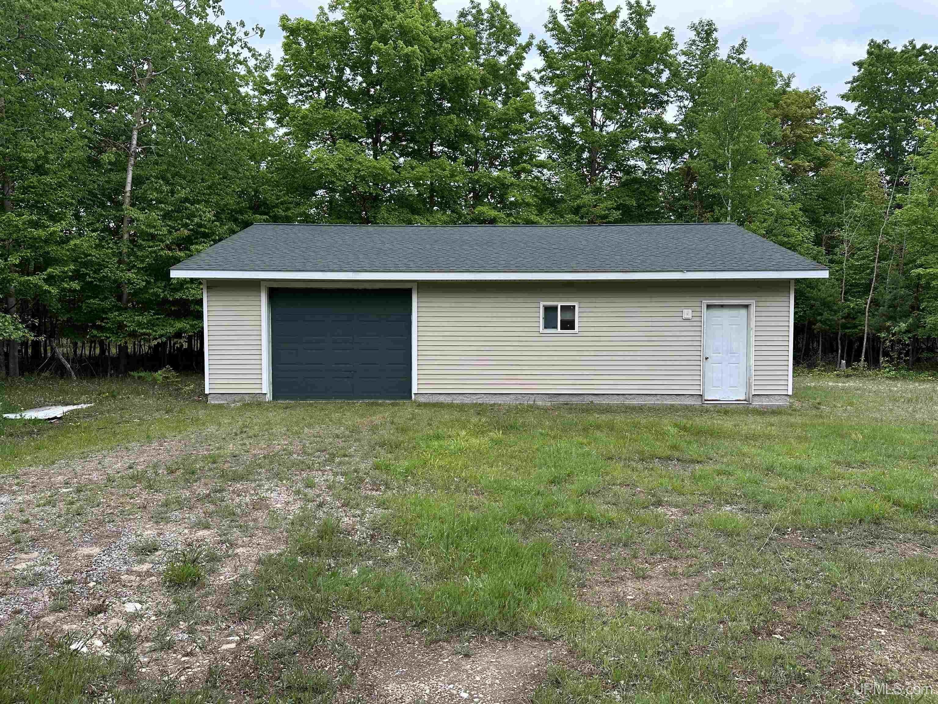 Tbd Tbd 17th Harbor Rd Garden Garden, MI 49835 - Photo 9 of 20