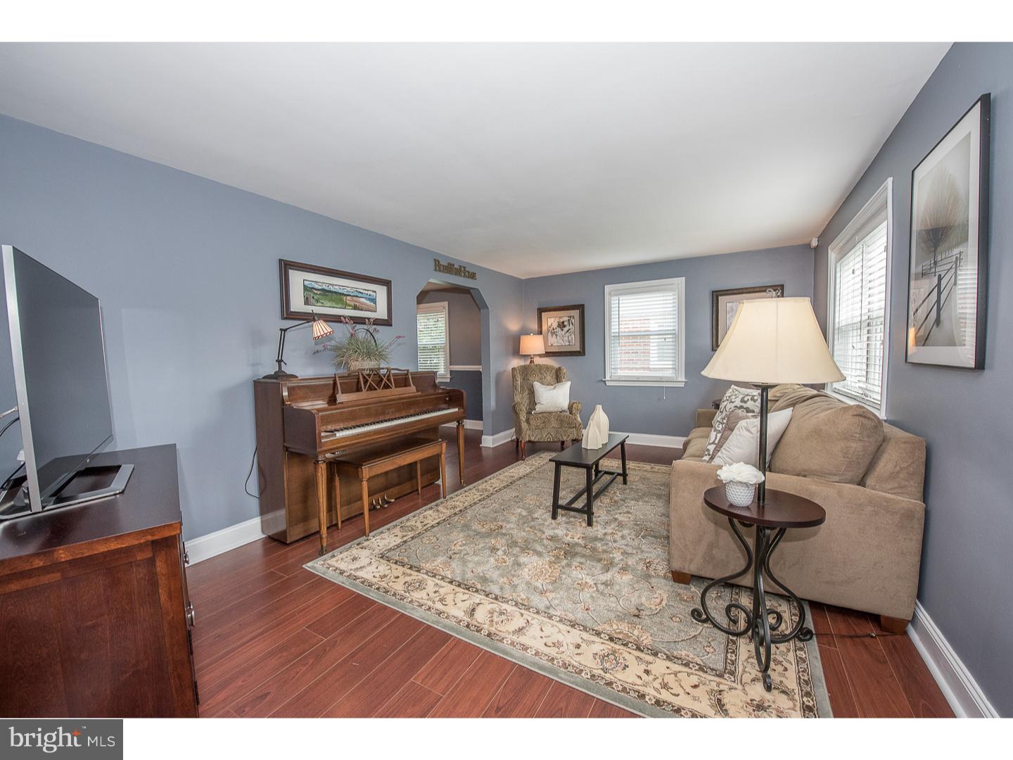 525 Ridley Circle Morton, PA 19070 - Photo 3 of 25 Gallery Image 3