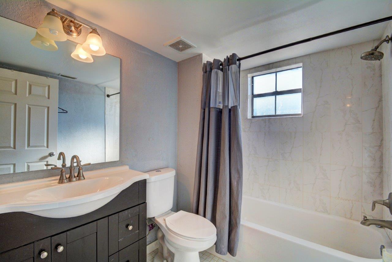3190 Leewood Terrace, Unit L106 Boca Raton, FL 33431 - Photo 22 of 24 Bathroom 2