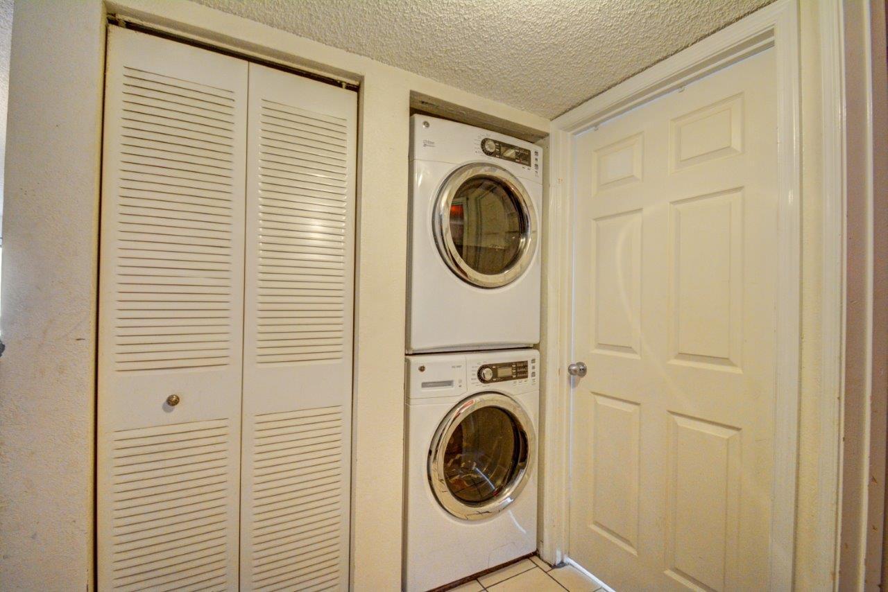 3190 Leewood Terrace, Unit L106 Boca Raton, FL 33431 - Photo 23 of 24 Laundry