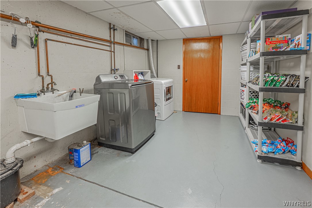 6998 Shawnee Road Wheatfield, NY 14120 - Photo 28 of 44 Laundry Rm