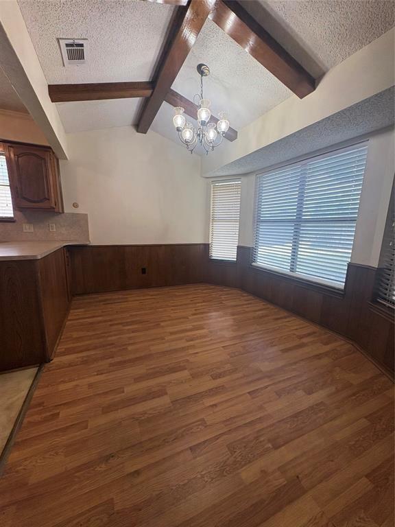 304 Chartwell Drive Waco, TX 76712 - Photo 8 of 27