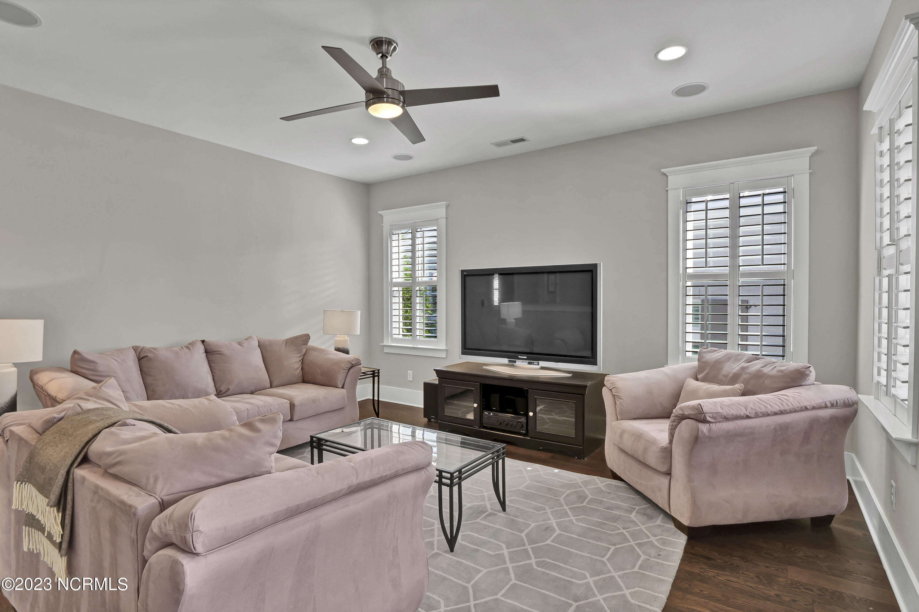 5421 Orton Point Road Wilmington, NC 28403 - Photo 39 of 92 2nd level living room