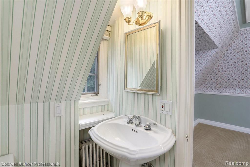 166 Ridge Road Grosse Pointe Farms, MI 48236 - Photo 43 of 78