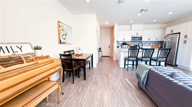 $485,000 | 30383 Town Square Drive, Menifee, CA 92584